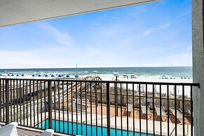 Ocean Breeze East 201