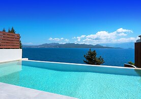 Villa Melia in Nikiana