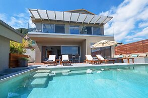 Villa Melia in Nikiana