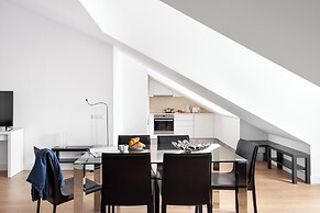 JOIVY Modern flat near Bica Elevator