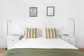 JOIVY Modern flat near Bica Elevator