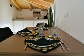 Nine Rooms Apartment