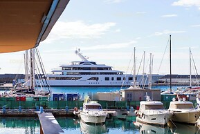 Genoa East Waterfront DeLuxe Flat