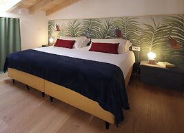 Nine Rooms Shared