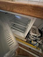 Cosy 1 Bed Retreat in Walsall - Wifi & Parking