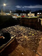 Cosy 1 Bed Retreat in Walsall - Wifi & Parking