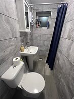 Cosy 1 Bed Retreat in Walsall - Wifi & Parking