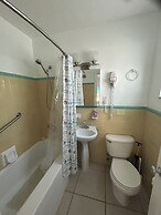 Bahama Beach Club Pompano