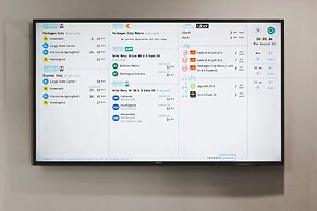 Modern 2BR Stay Near DC Arlington VA