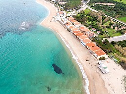 Relaxing Residence Baia dei Mirti B4 1 Bedroom Apartment Sleeps 4 -bil