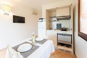 Relaxing Residence Baia dei Mirti B4 1 Bedroom Apartment Sleeps 4 -bil