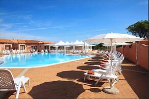 Relaxing Residence Baia dei Mirti B4 1 Bedroom Apartment Sleeps 4 -bil