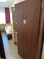 Motel Caesar
