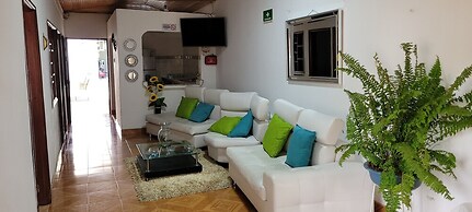 HOSTAL VILLA DEL RIO LAS BRISAS