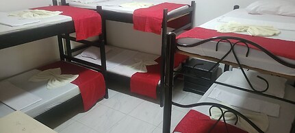 HOSTAL VILLA DEL RIO LAS BRISAS