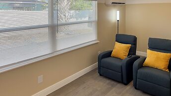 TriLuxe Inn & Studios