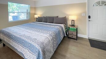 TriLuxe Inn & Studios