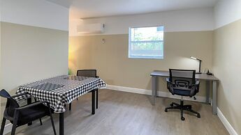 TriLuxe Inn & Studios