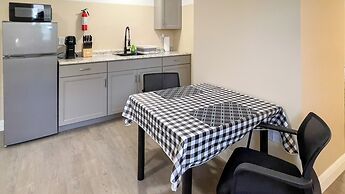 TriLuxe Inn & Studios