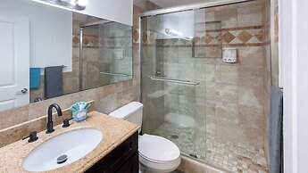 TriLuxe Inn & Studios