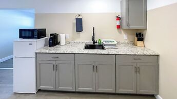 TriLuxe Inn & Studios