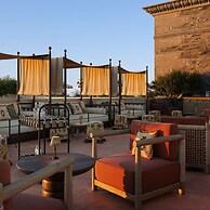 Palacio De Godoy Caceres, Curio Collection By Hilton