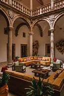 Palacio De Godoy Caceres, Curio Collection By Hilton