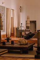Palacio De Godoy Caceres, Curio Collection By Hilton