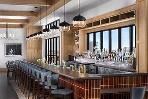 Hotel Avail Rogers, Tapestry Collection By Hilton