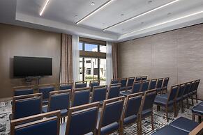Hotel Avail Rogers, Tapestry Collection By Hilton