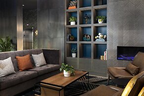 Hotel Avail Rogers, Tapestry Collection By Hilton