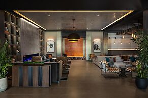 Hotel Avail Rogers, Tapestry Collection By Hilton