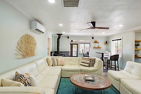Sleeps 16 Two Beautiful Homes w/ Private Pool Sunset Grove