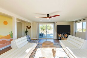 Sleeps 16 Two Beautiful Homes w/ Private Pool Sunset Grove