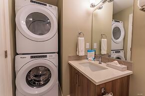 Skyridge 401 by Canmore Premier