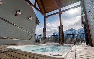 Skyridge 401 by Canmore Premier