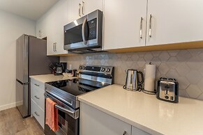 Skyridge 401 by Canmore Premier