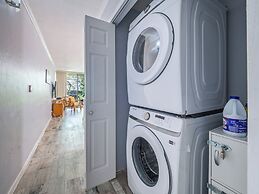 Kalanikai 118 Highly Walkable!