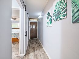 Kalanikai 118 Highly Walkable!