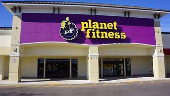 Comfortable Room Rentals Outlets & Kingsky Academy