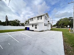 Comfortable Room Rentals Outlets & Kingsky Academy