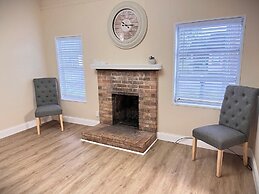 Comfortable Room Rentals Outlets & Kingsky Academy