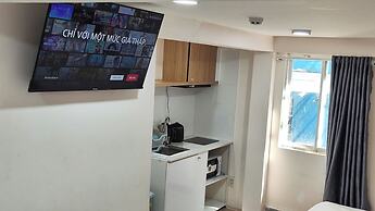 Crowne Meow Bui Vien Hotel 2