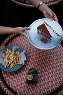 Seclusion with the mountain