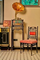 Seclusion with the mountain