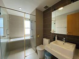 SUNRISE CITY VIEW Residences