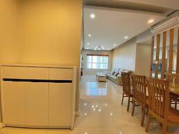 SUNRISE CITY VIEW Residences