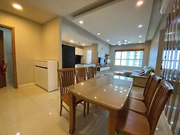 SUNRISE CITY VIEW Residences