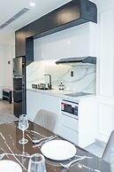 CityHouse - El Pino Realm