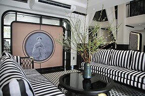 CityHouse - El Pino Realm